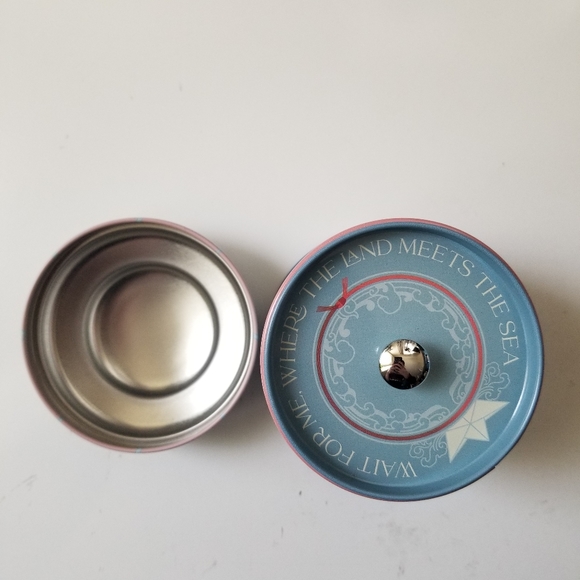 Fairyloot Threads of Fate Tea Tin - Picture 9 of 11